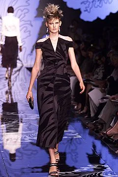 Look 18